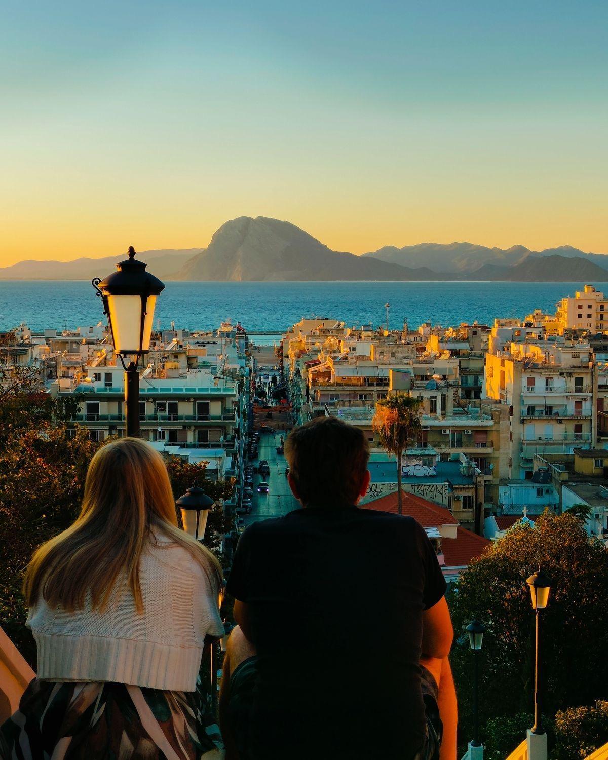 Central Aesthetic Studio With Panoramic Views Patras Luaran gambar