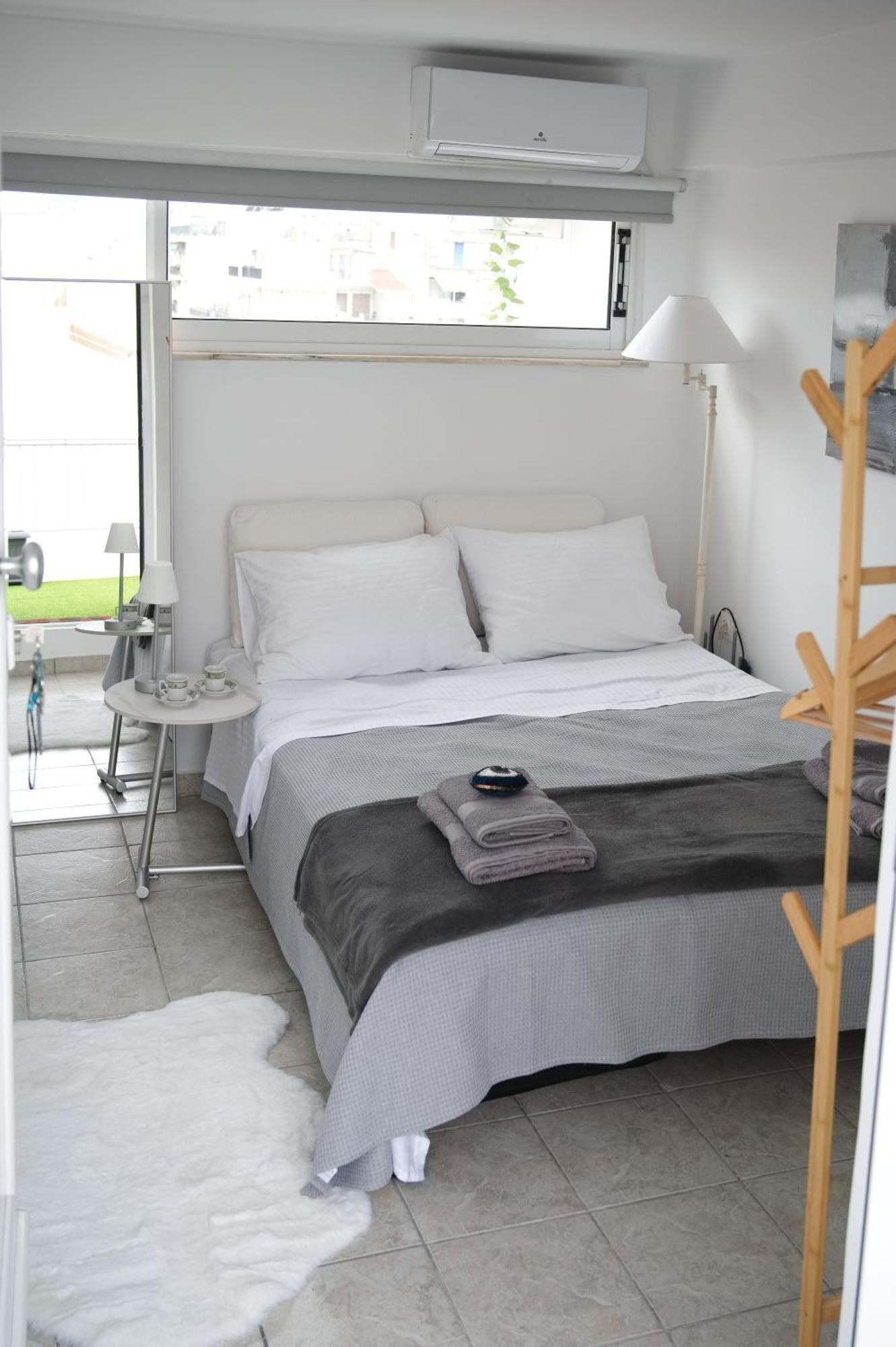 Central Aesthetic Studio With Panoramic Views Patras Luaran gambar